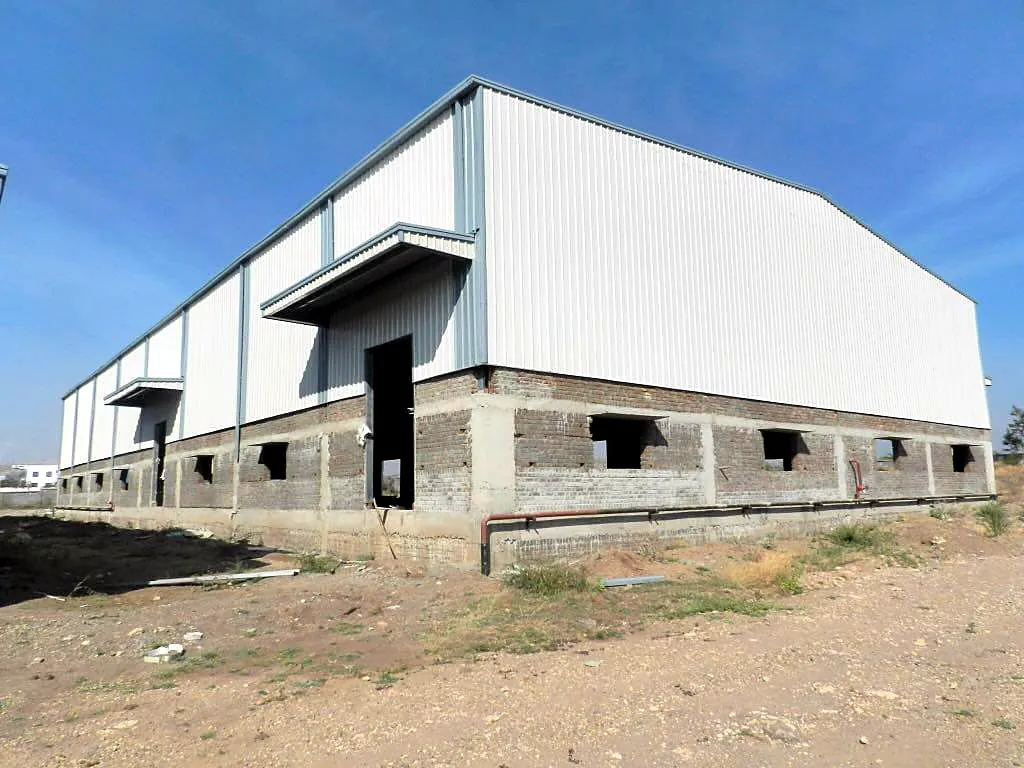 Completed PEB industrial building
